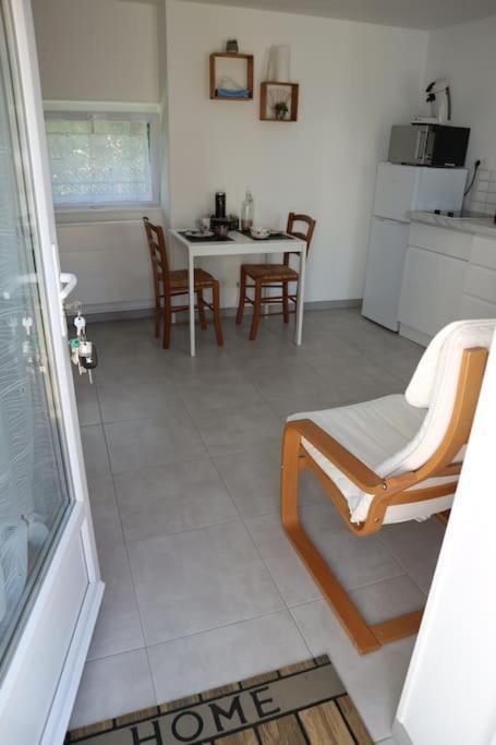 Petite Venise Du Gatinais - T2 Avec Jardin Villa Montargis Exterior foto